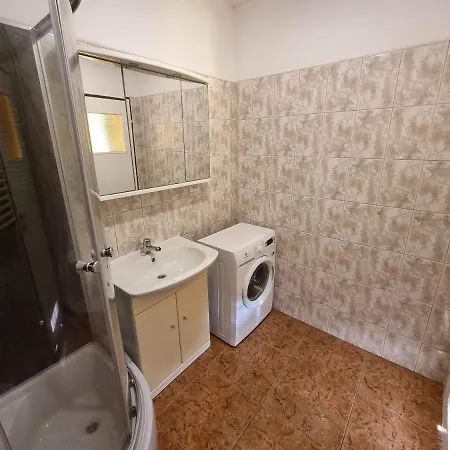 Na Uboczu 3 2 Lazienki I Taras Krakow